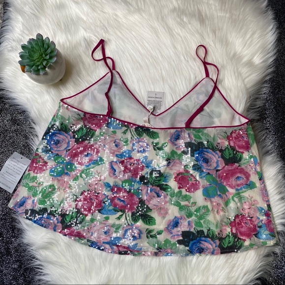 WAYF sequin rose tank top - Picture 4 of 6